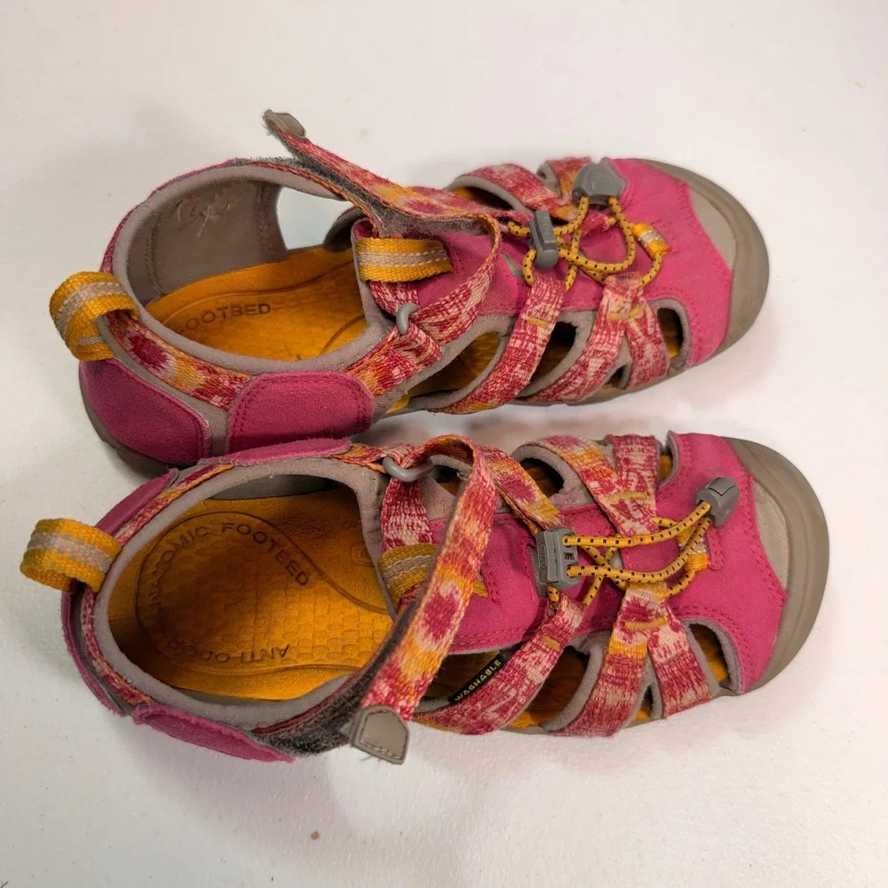 Keen CNX Sport Sandals Pink Orange Tie Dye Waterproof Outdoor Girls Size 13/1